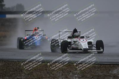 media/Nov-15-2025-CalClub SCCA (Sat) [[7bfa5a7151]]/Race/Group 5/